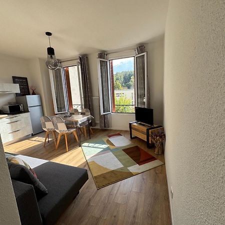 Appartement Le Madargue Idealement Place Châtel-Guyon 外观 照片