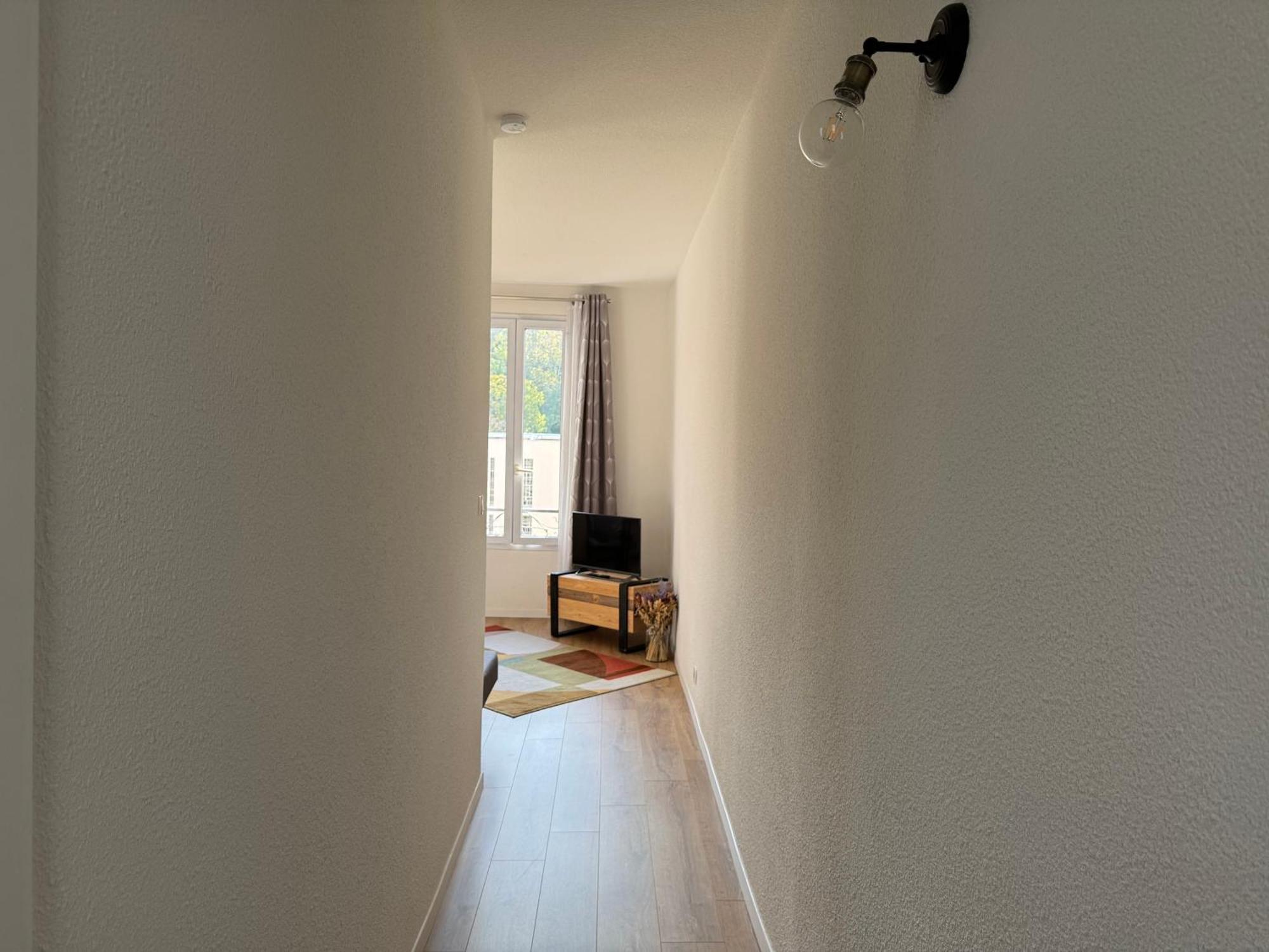 Appartement Le Madargue Idealement Place Châtel-Guyon 外观 照片