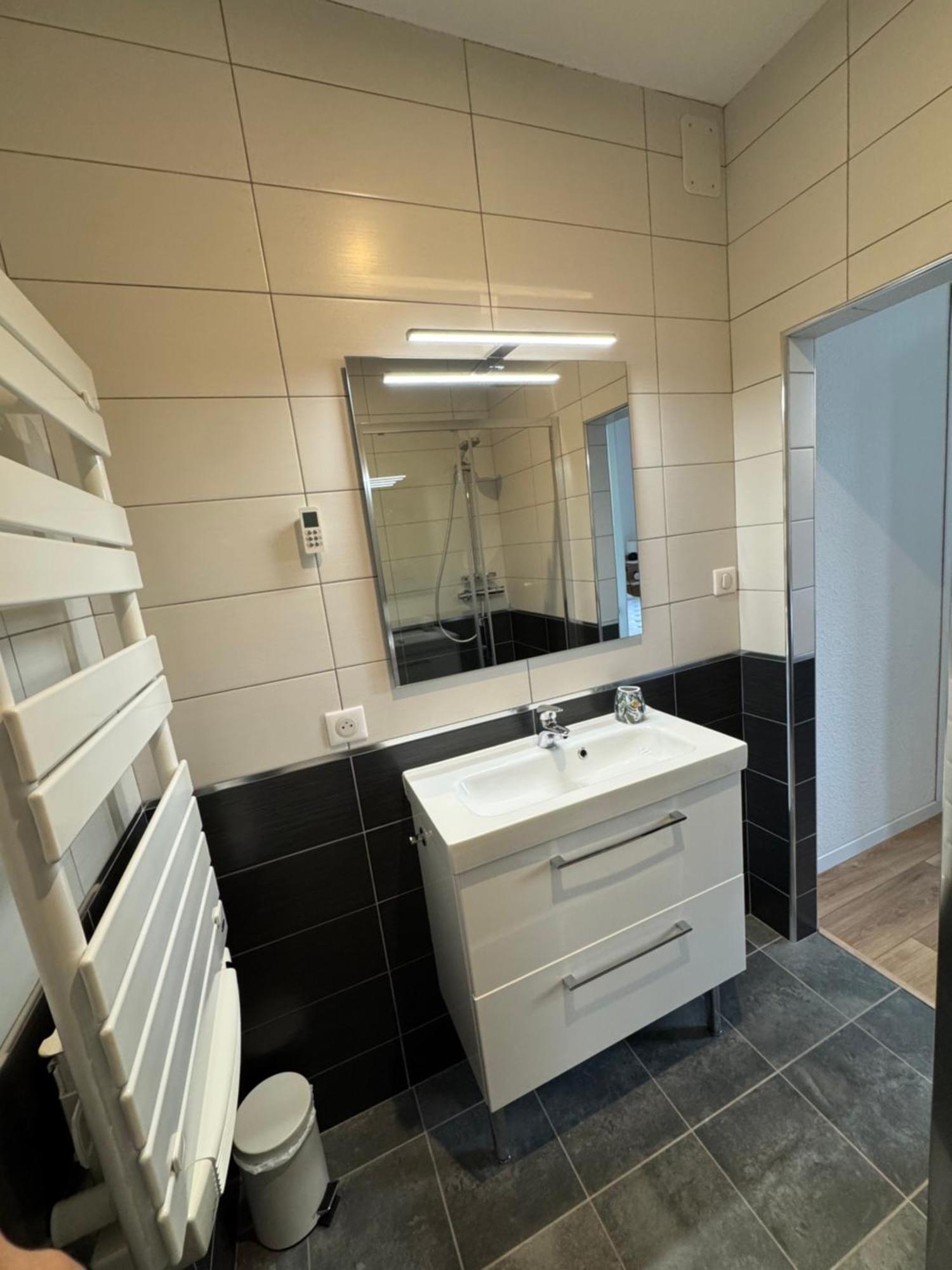 Appartement Le Madargue Idealement Place Châtel-Guyon 外观 照片