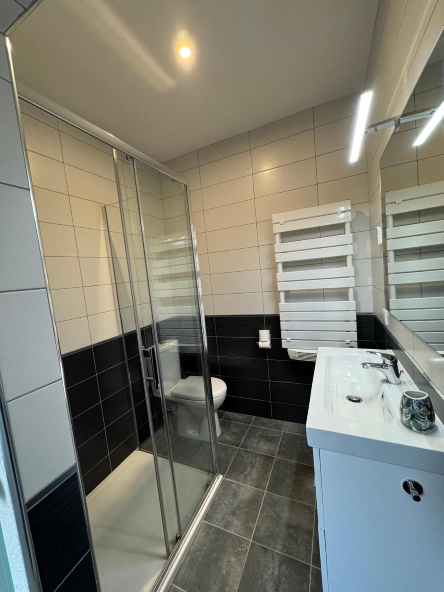 Appartement Le Madargue Idealement Place Châtel-Guyon 外观 照片