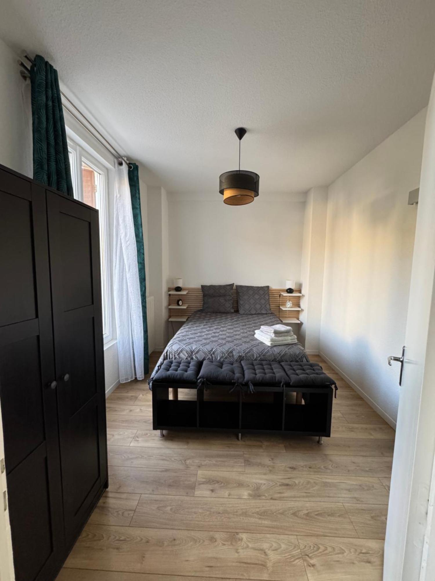 Appartement Le Madargue Idealement Place Châtel-Guyon 外观 照片